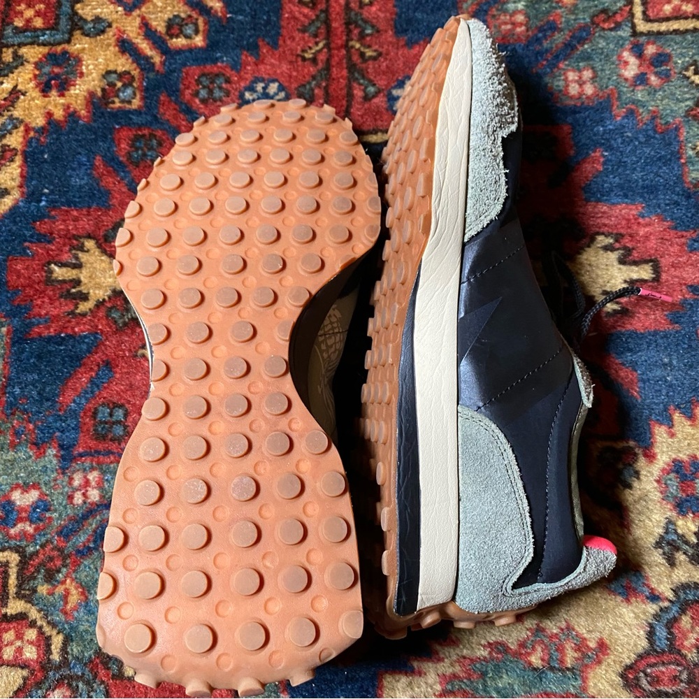 New Balance Men's Limited Edt x SBTG Urban Islander Sneakers - Picture 6 of 10